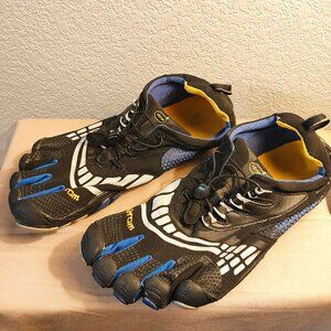 Vibram Five finger Komodo Barefoot shoe, EU 47, Men's 12.5